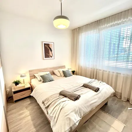 公寓 The Elite Downtown 2- Bedroom Ac & Garage Parking *